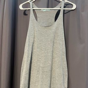 Gray Simple Tank